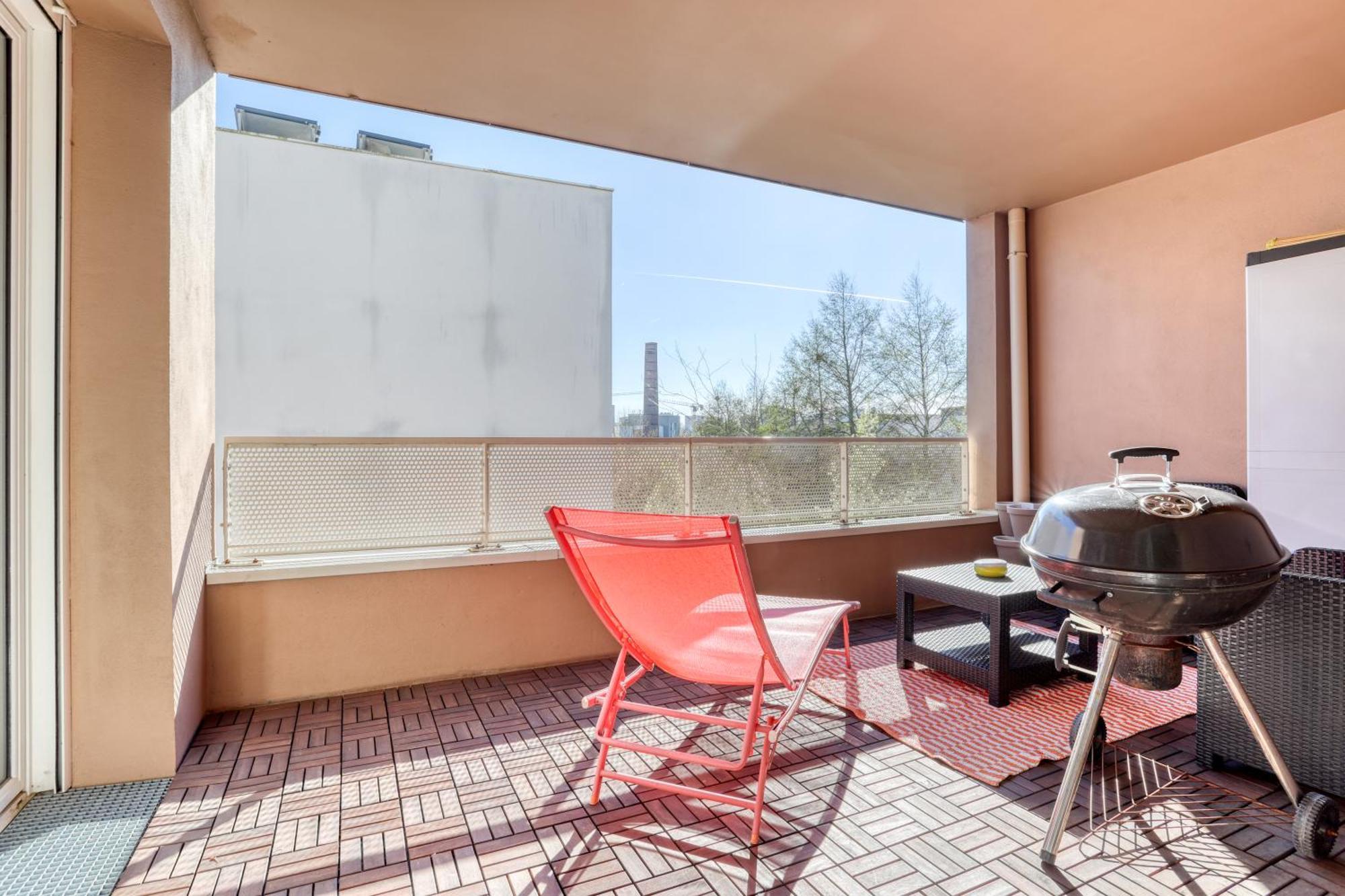 "Le Serenity ", Appartement Spacieux ,Balcon, Parking Prive Gratuit, Netflix, Proche Cdg Et Stade De France Stains Luaran gambar